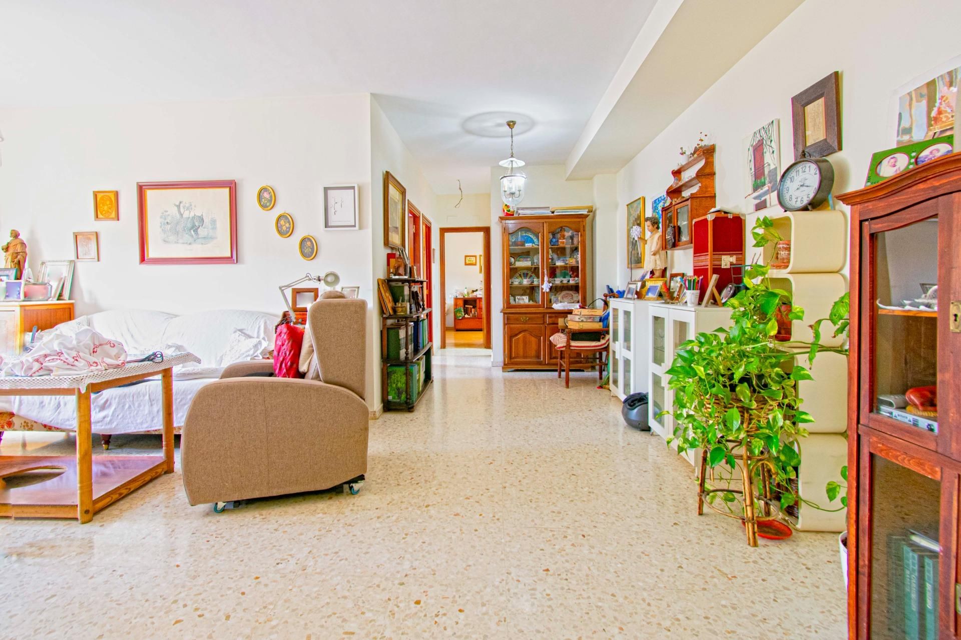 Piso en venta en  Sevilla Capital con Trastero