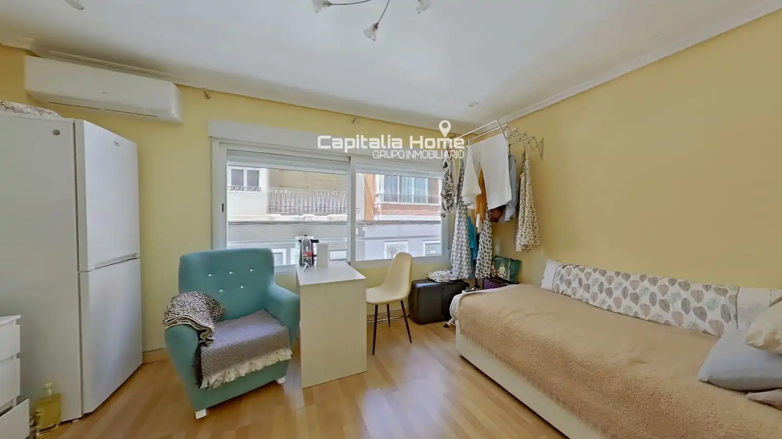 Habitación de Piso en venta en Alicante / Alacant con Aire acondicionado, Calefacción y Amueblado