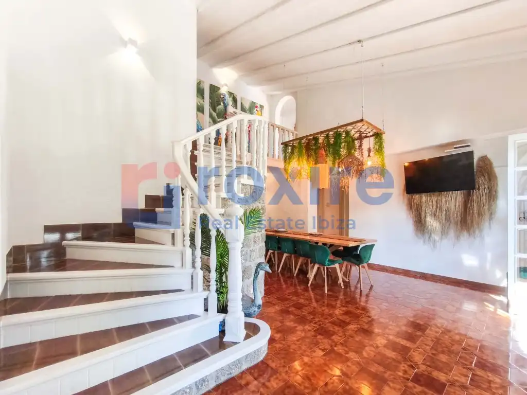 Vista exterior de Casa o xalet en venda en Eivissa amb Aire condicionat, Jardí privat i Terrassa