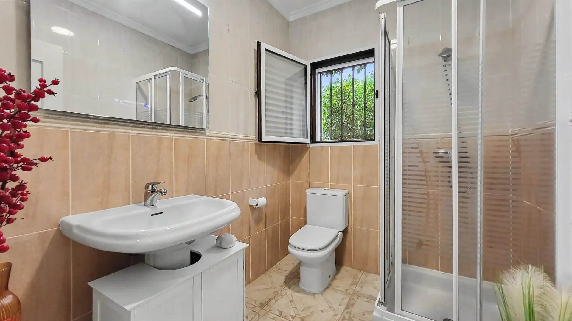 Bathroom of Houses for sale in Orba  with Air Conditioner, Heating and Private garden
