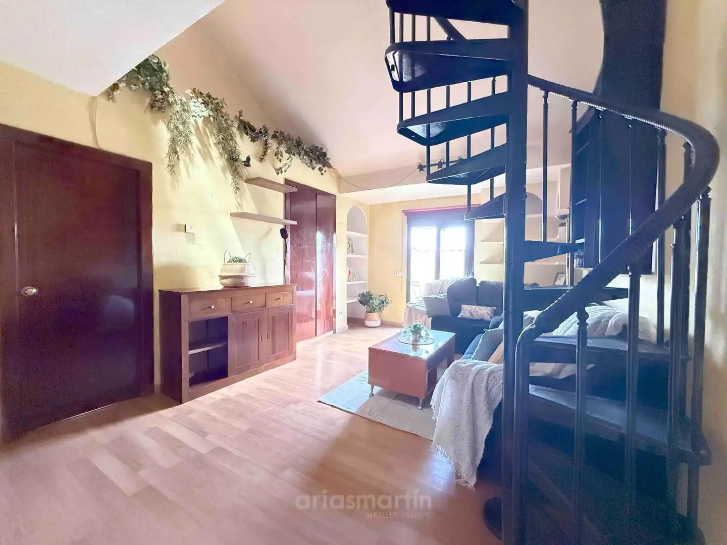 Living room of Duplexes for sale in Villamayor  with Heating, Terrace and Furnished