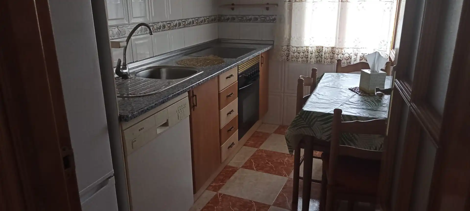 Kitchen of Flat for rent in Carabaña  with Air Conditioner, Heating and Washing machine