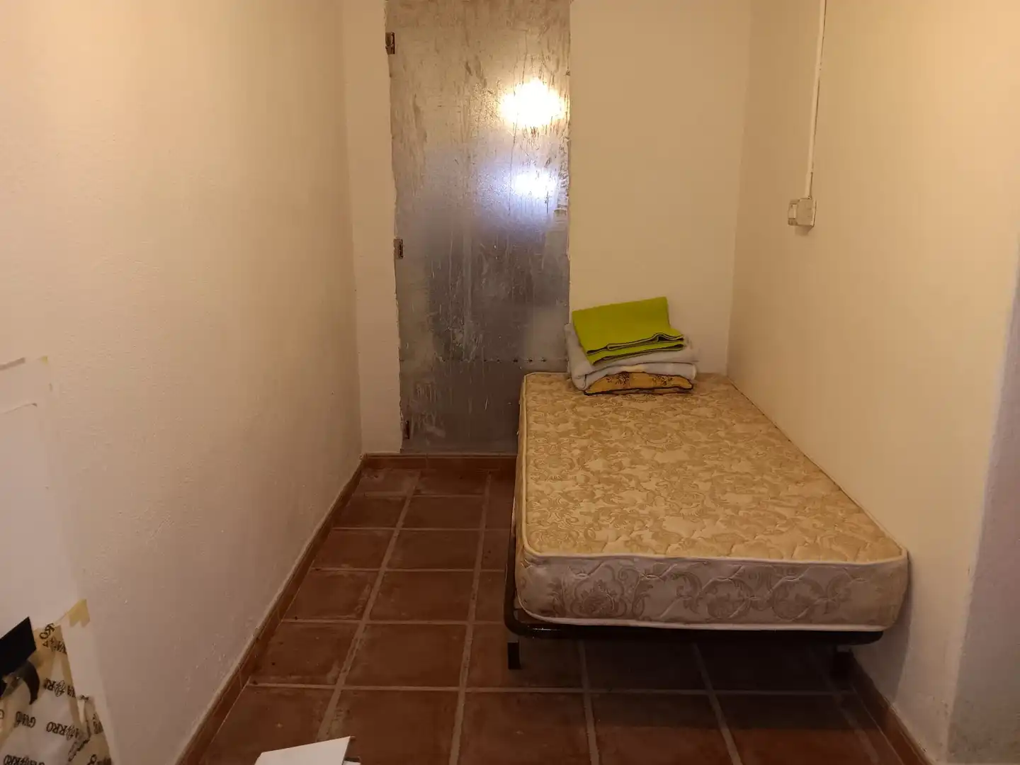 Habitación de Nave industrial en venta en Ginestar