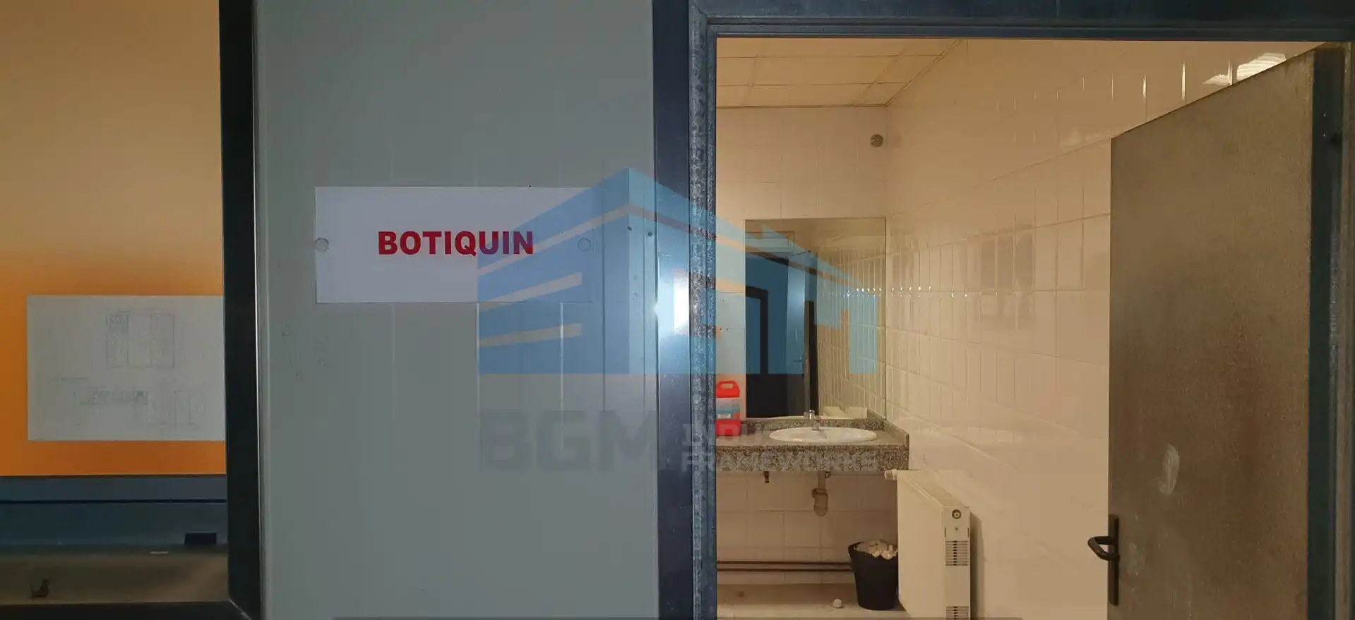 Bathroom of Industrial buildings for sale in As Pontes de García Rodríguez 