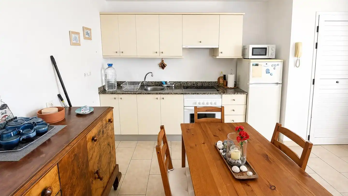 Cocina de Piso en venta en Arico con Terraza, Trastero y Amueblado