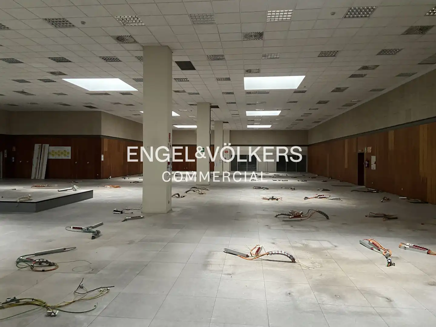 Nave industrial in vendita a Bellvitge - El Gornal - Granvia LH, imagen 11