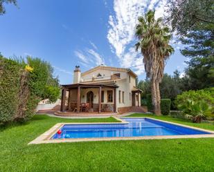 Jardí de Casa o xalet en venda en El Valle amb Aire condicionat, Terrassa i Piscina