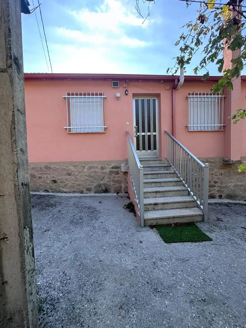 Casa con jardín en alquiler en Parada de Sil, imagen 2