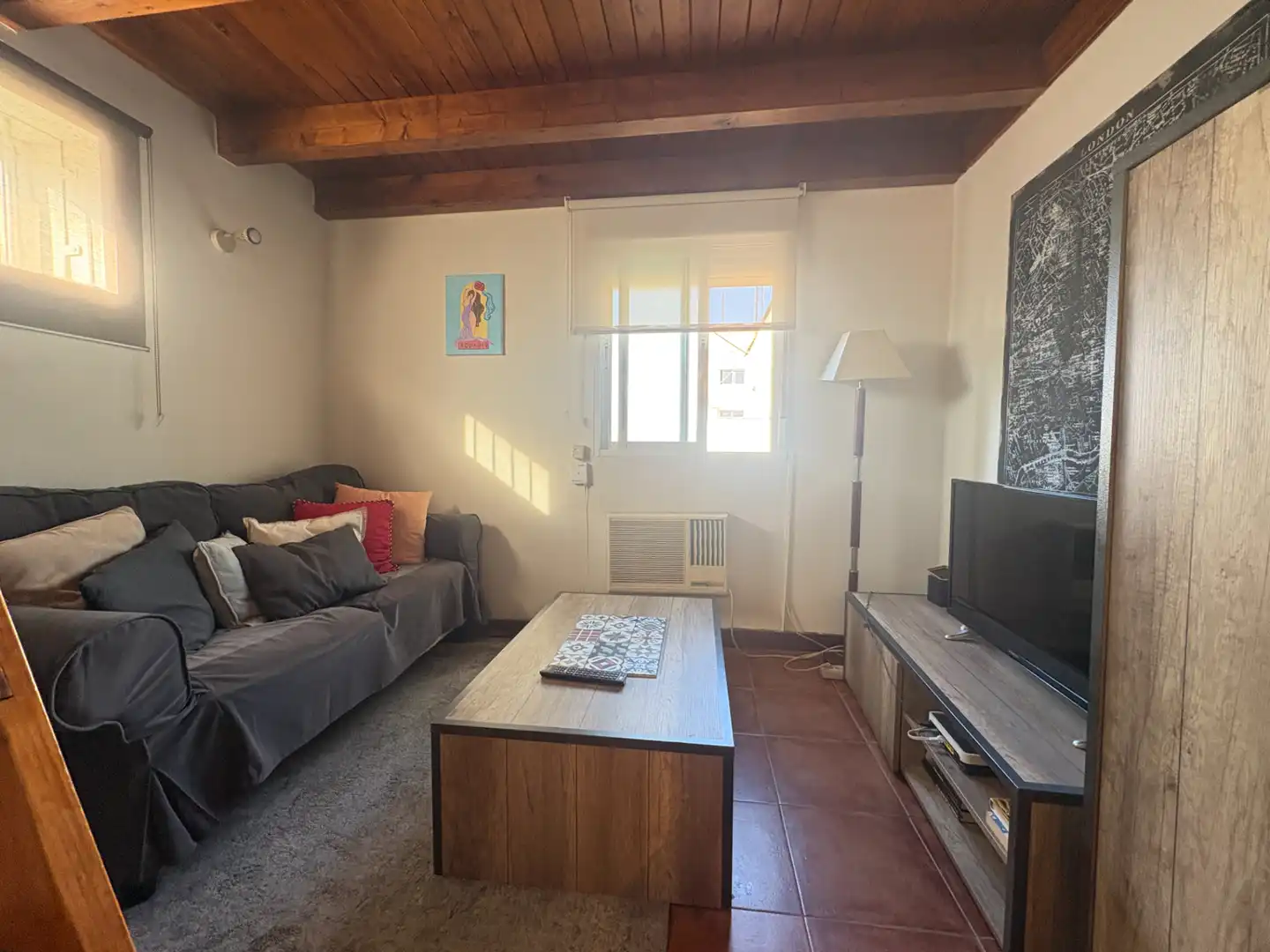 Sala d'estar de Dúplex de lloguer en Madrid amb Aire condicionat, Calefacció i Moblat