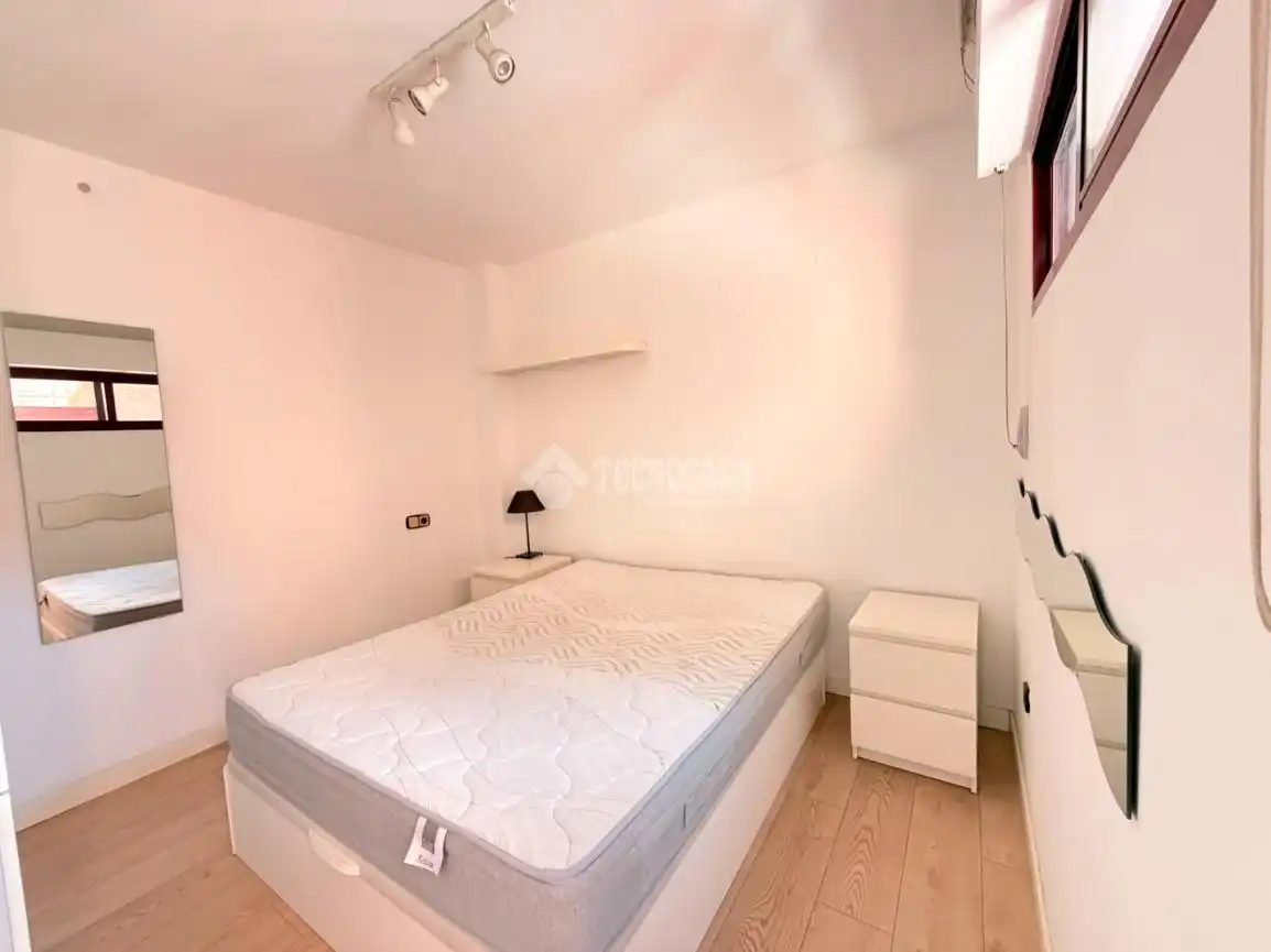 Habitación de Piso en venta en Madrid con Aire acondicionado y Amueblado