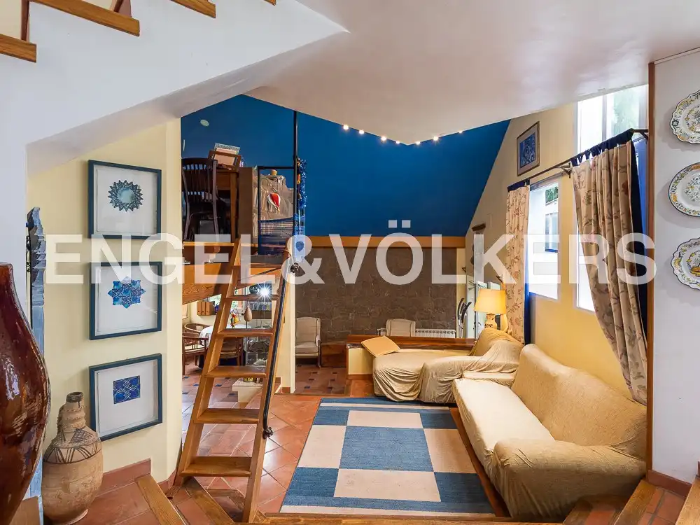 Sala d'estar de Casa o xalet en venda en Castellón de la Plana / Castelló de la Plana amb Aire condicionat, Calefacció i Jardí privat