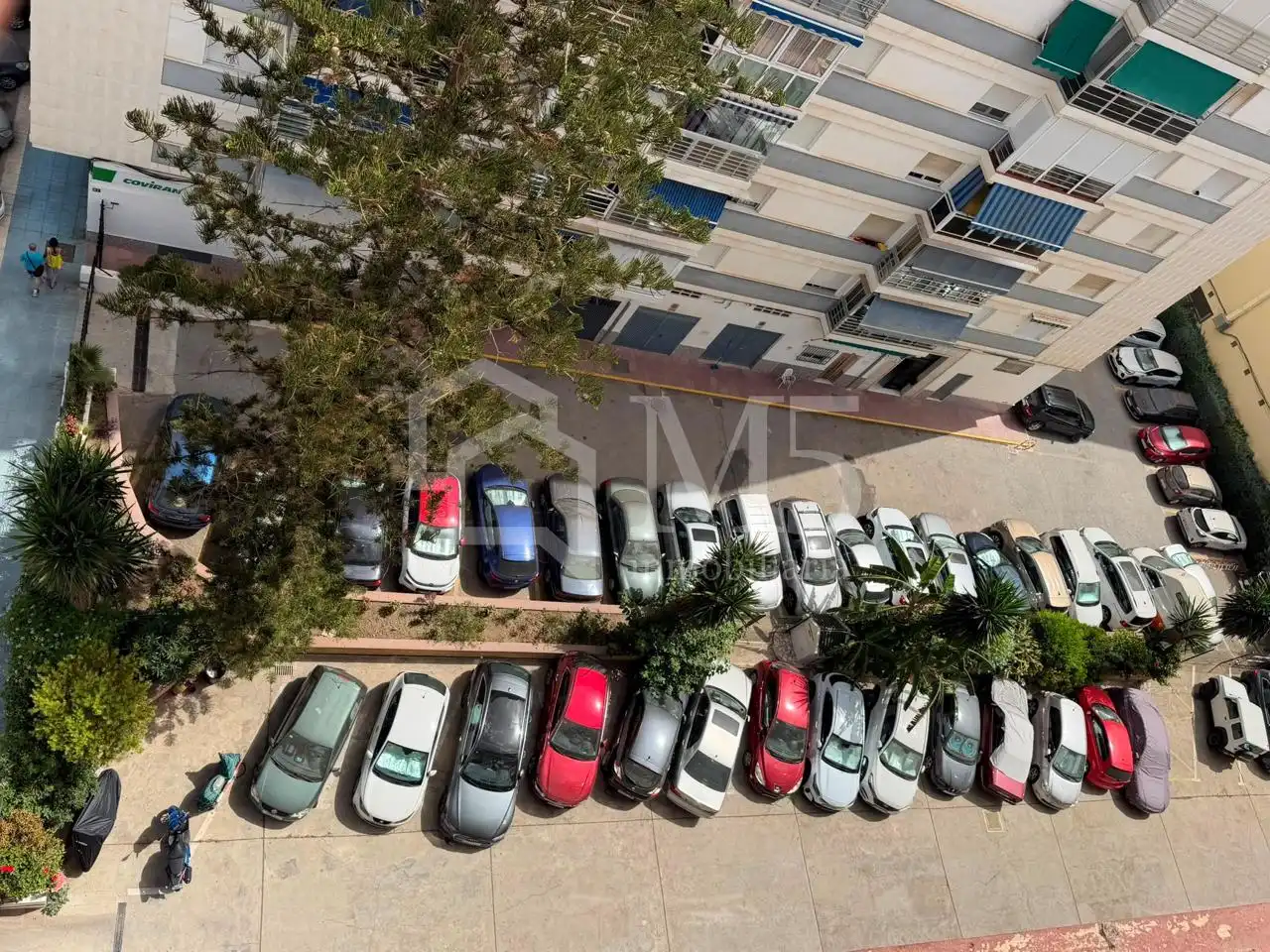 Aparcament de Pis en venda en Vélez-Málaga amb Aire condicionat, Terrassa i Moblat