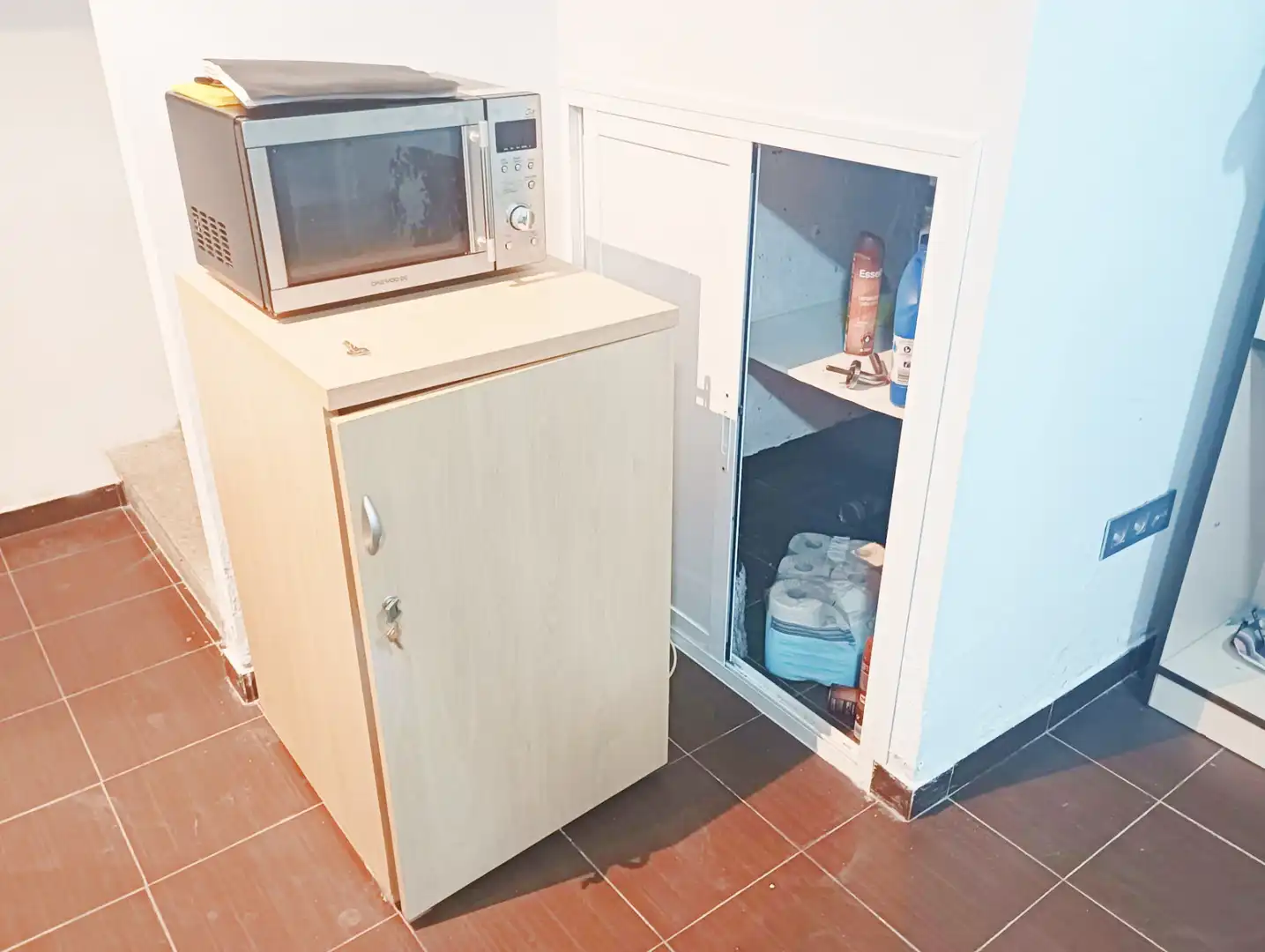 Cocina de Nave industrial en venta en Bollullos de la Mitación con Calefacción