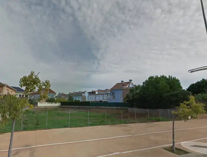 Residential land for sale in Avenida Jaime Chicharro 91