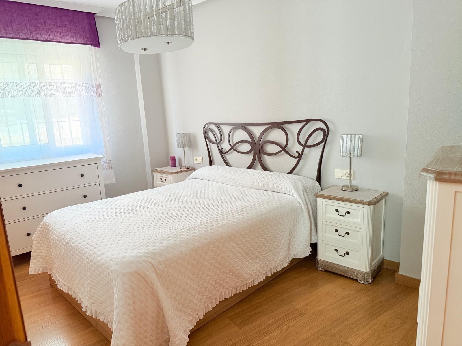 Dormitori de Pis en venda en  Almería Capital amb Aire condicionat