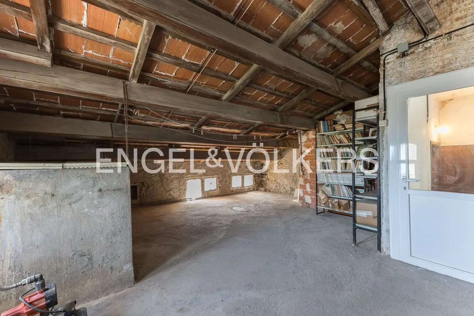 Country house zum Verkauf in Barcelona mit Heizung, Parkett und Terrasse