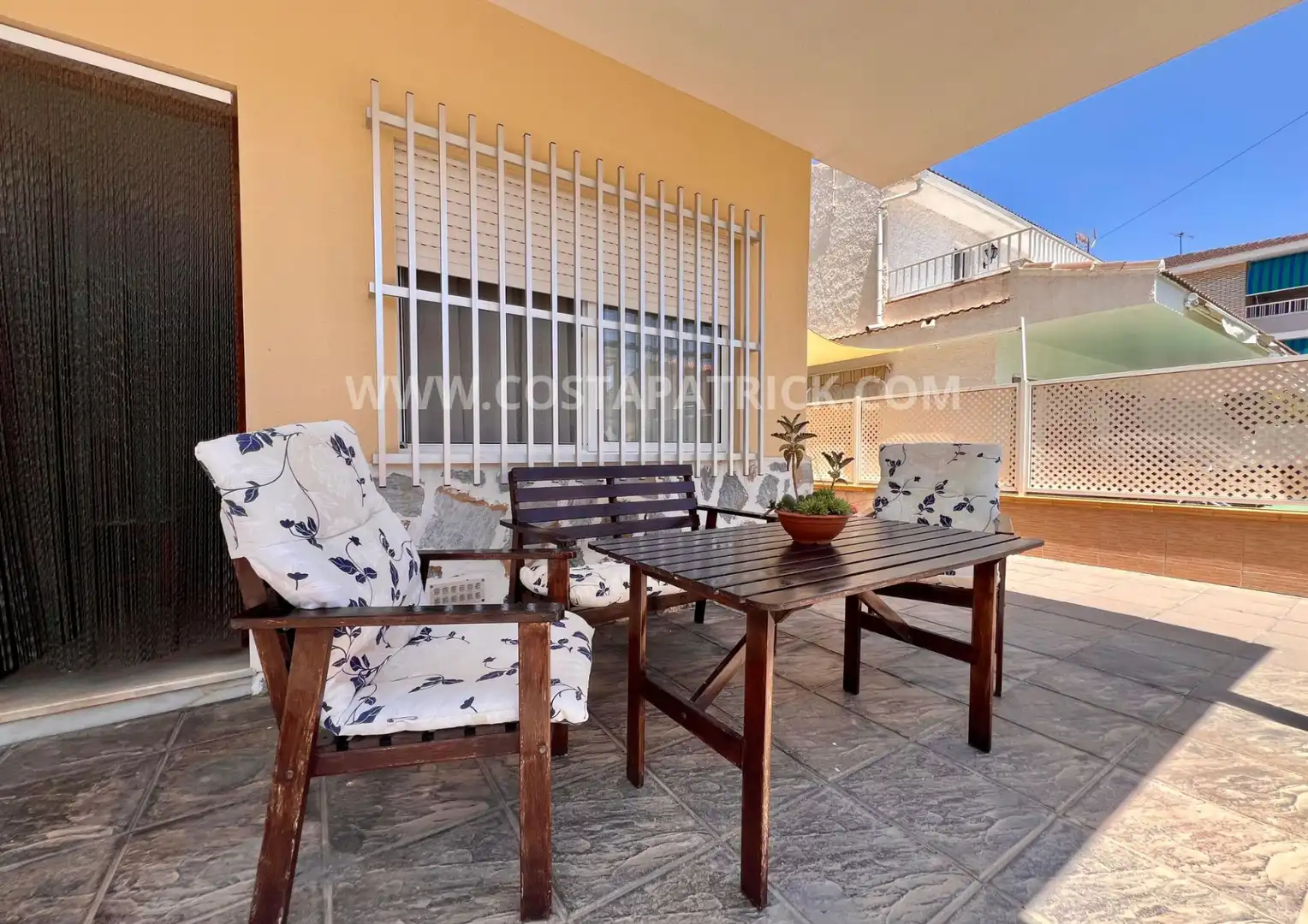 Terraza de Casa adosada de alquiler en Los Alcázares con Aire acondicionado, Jardín privado y Terraza