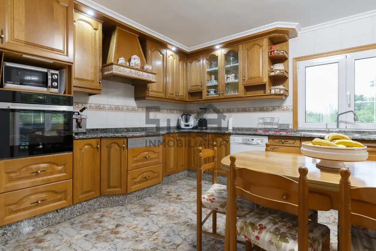 Kitchen of Houses for sale in Taboadela  with Heating, Private garden and Terrace