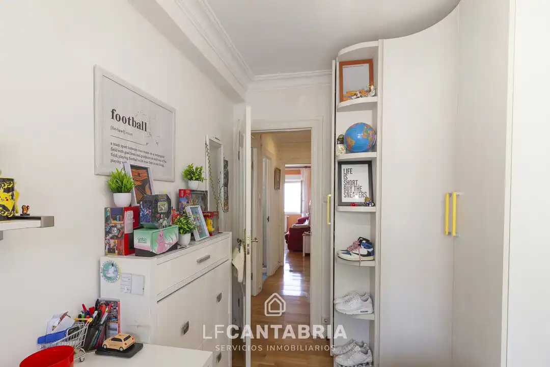 Habitación de Piso en venta en Santander con Calefacción