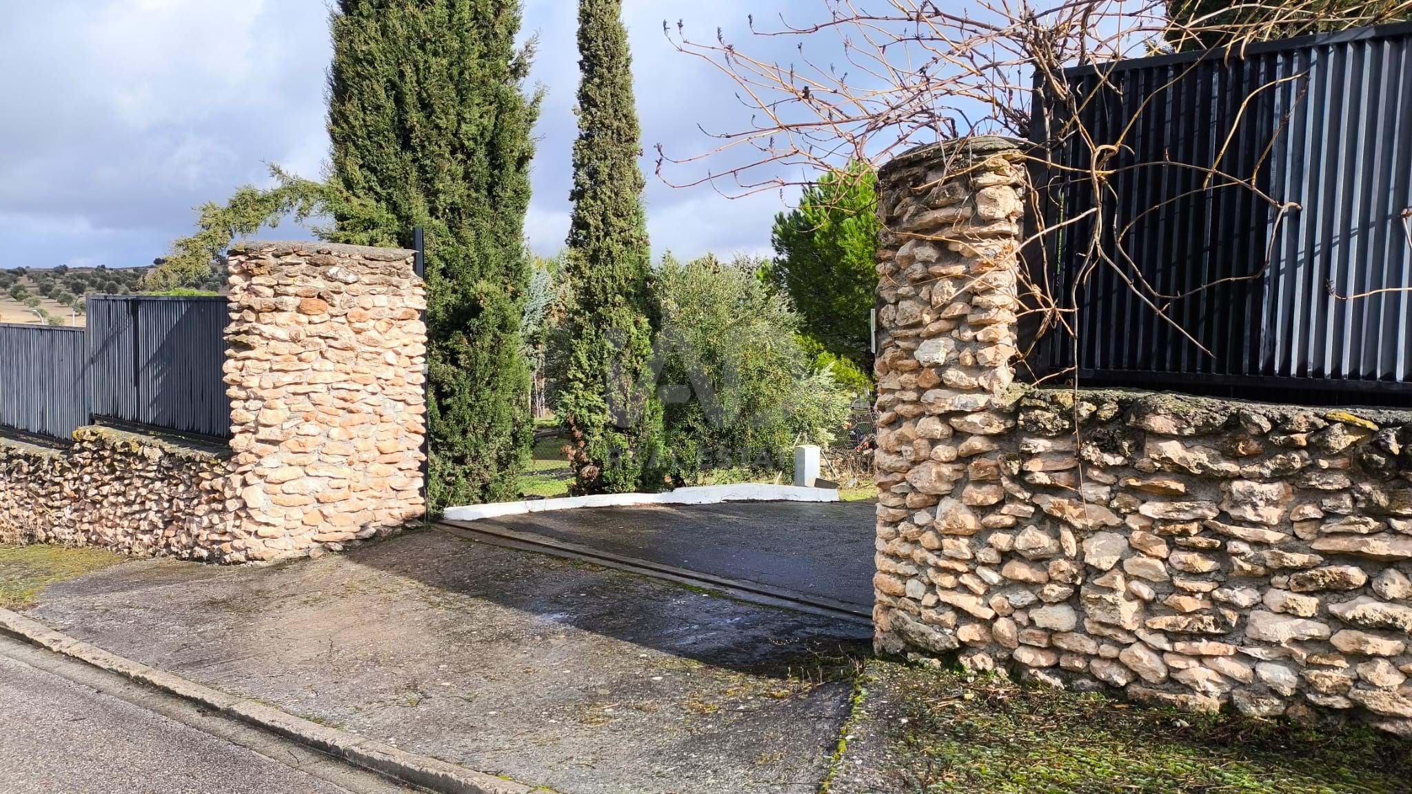 Jardí de Casa o xalet en venda en Colmenar de Oreja amb Calefacció
