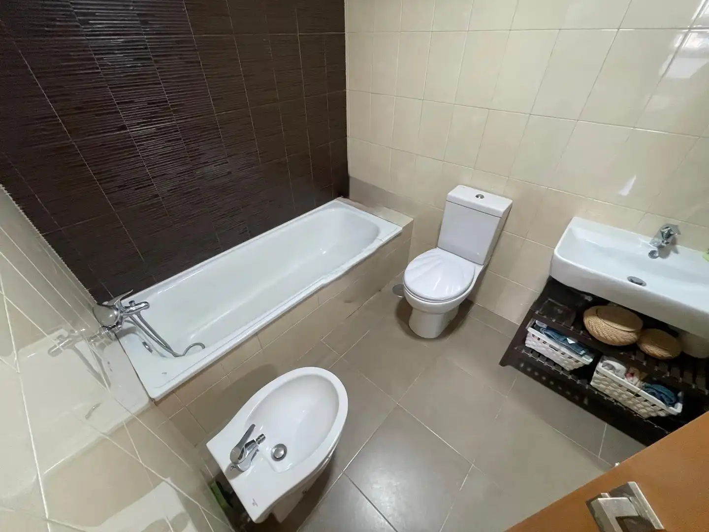 Badezimmer von Wohnung zum Verkauf in Málaga mit Klimaanlage, Terrasse und Abstellraum