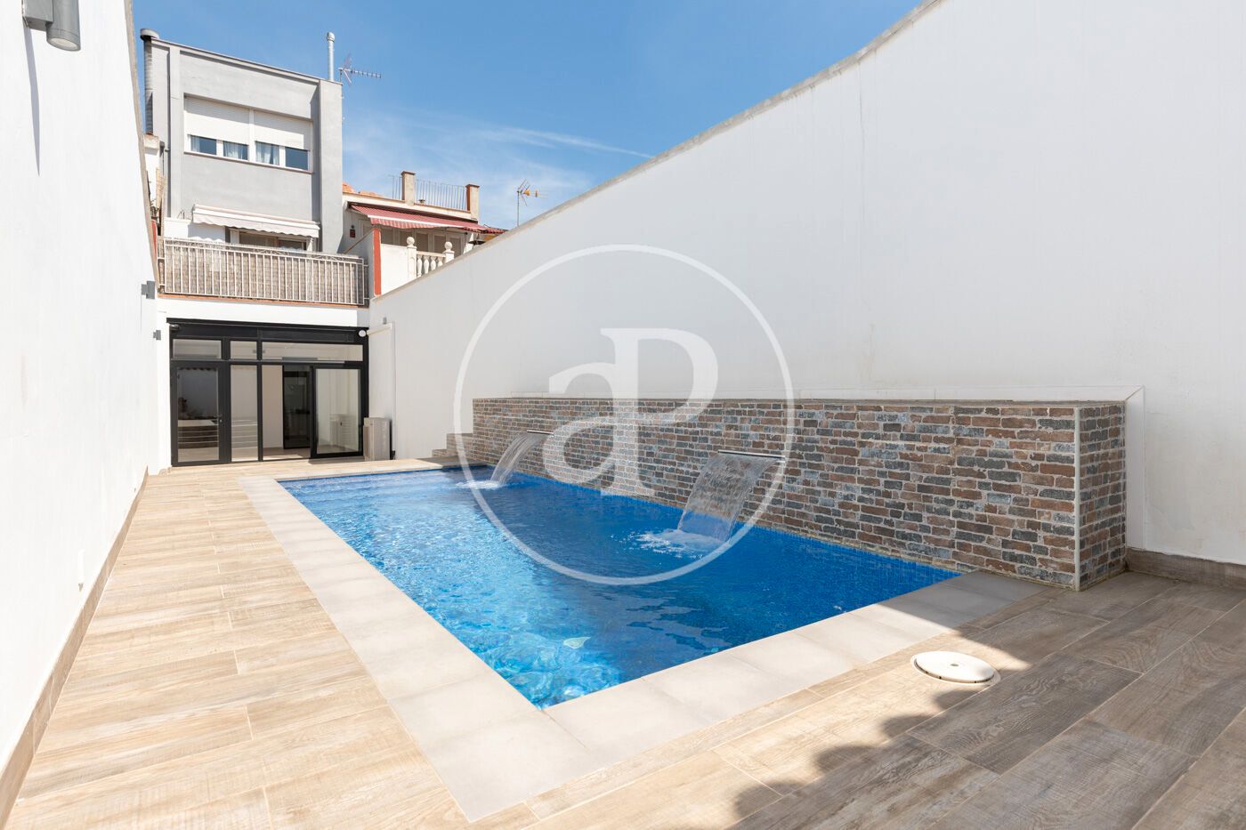 Swimming pool of Flat for sale in Sabadell  with Air Conditioner, Heating and Terrace