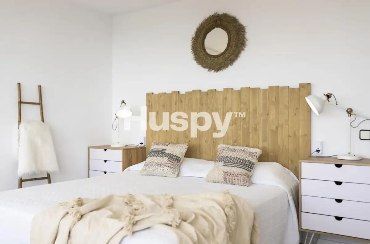 Casa con terraza en venta en Carrer Madrid, imagen 3