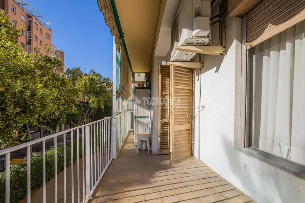 Terraza de Piso en venta en Barcelona con Balcón