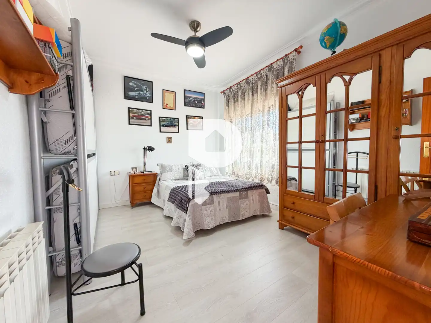 Dormitori de Casa o xalet en venda en El Papiol amb Aire condicionat, Calefacció i Jardí privat