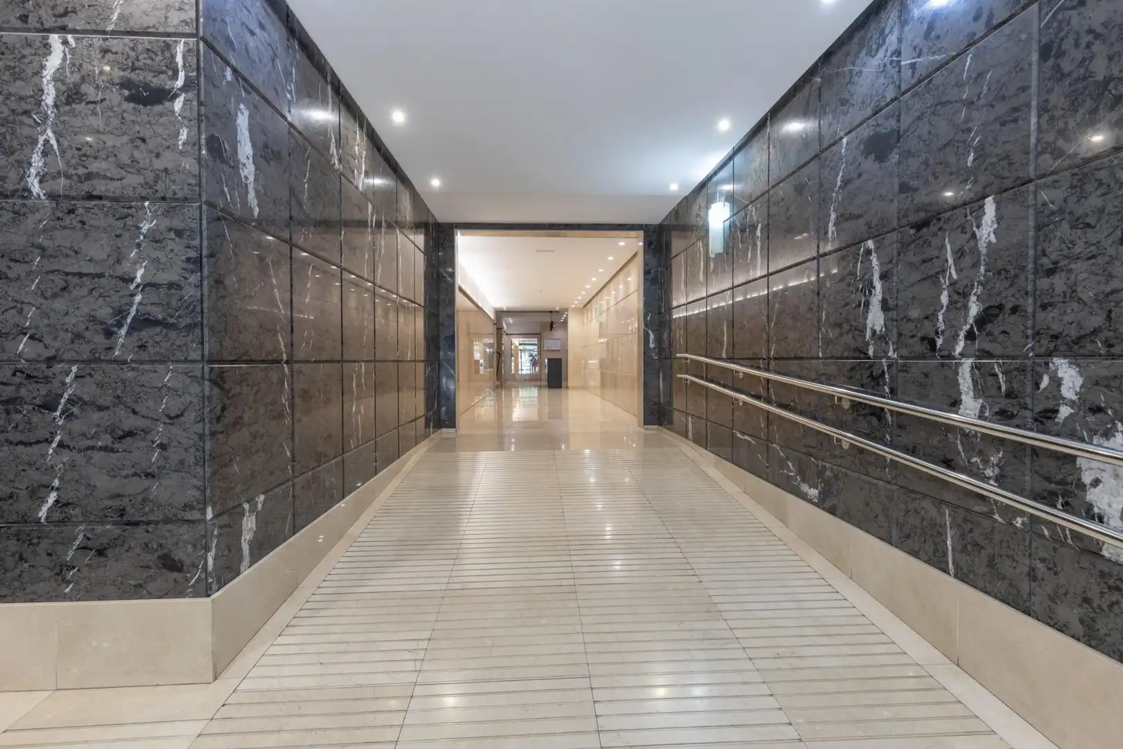 Piso en venta en Calle CARRIL DEL PICON, 3, Centro - Sagrario