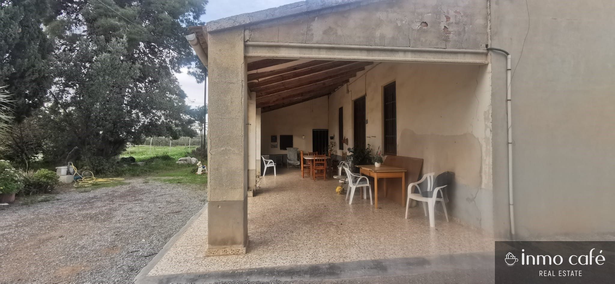 Vista exterior de Casa o xalet en venda en Elche / Elx amb Piscina