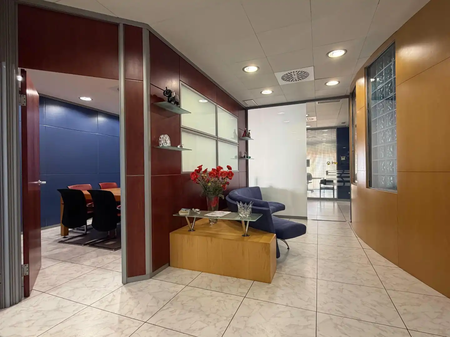 Commercial properties for sale in Empuriabrava  with Terrace