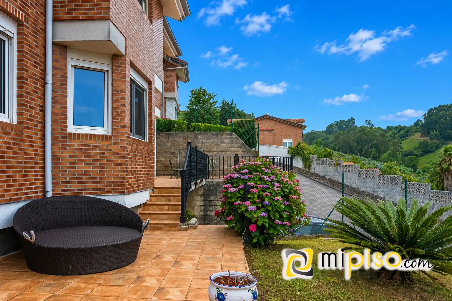 Terrassa de Casa o xalet en venda en Limpias amb Calefacció, Jardí privat i Terrassa