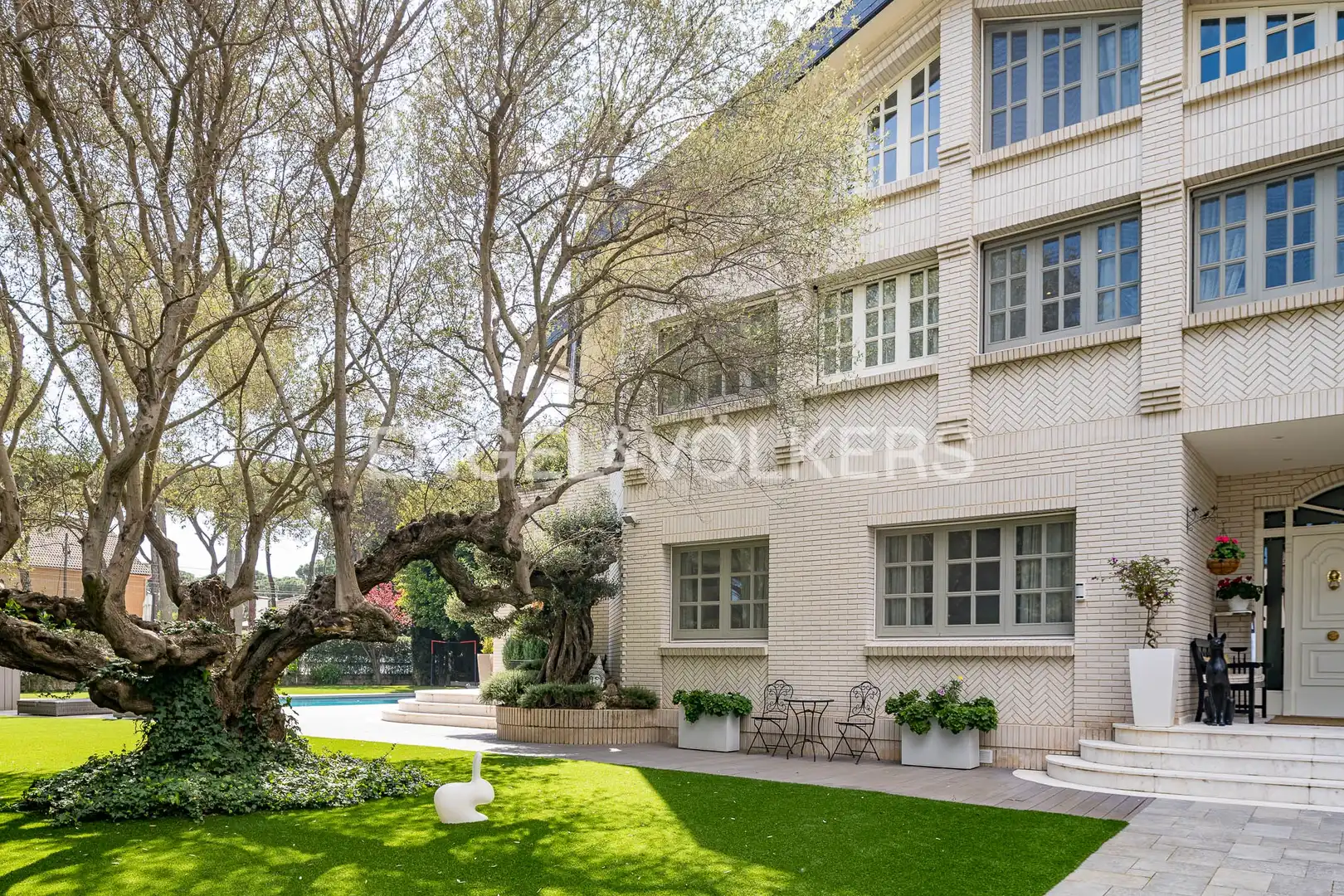Vista exterior de Casa o xalet en venda en Castelldefels amb Aire condicionat, Calefacció i Jardí privat