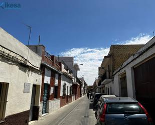 Vista exterior de Casa o xalet en venda en  Sevilla Capital