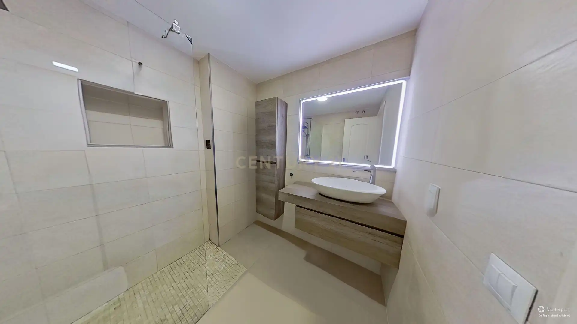 Bany de Apartament en venda en Rincón de la Victoria amb Aire condicionat, Piscina i Balcó