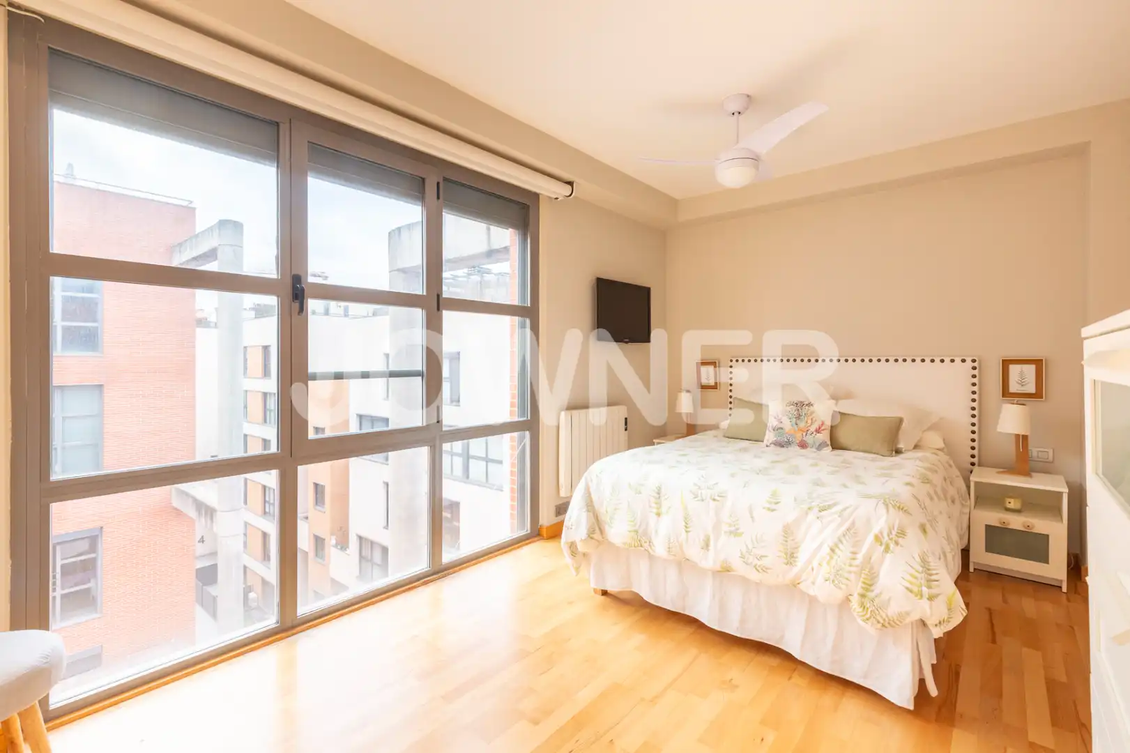 Dormitori de Àtic en venda en Madrid amb Aire condicionat, Parquet i Terrassa