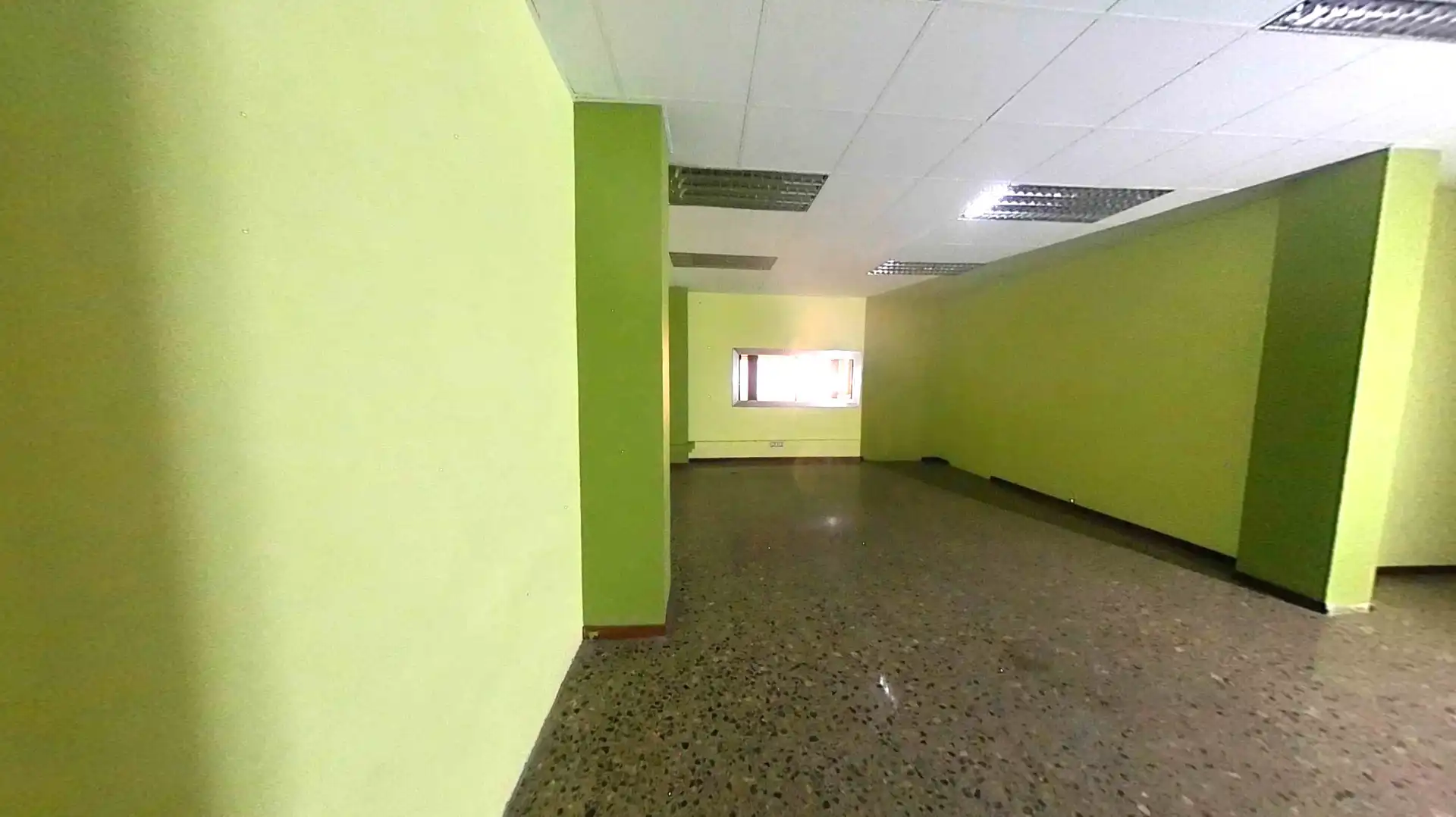 Nau industrial en venda en Viladecans