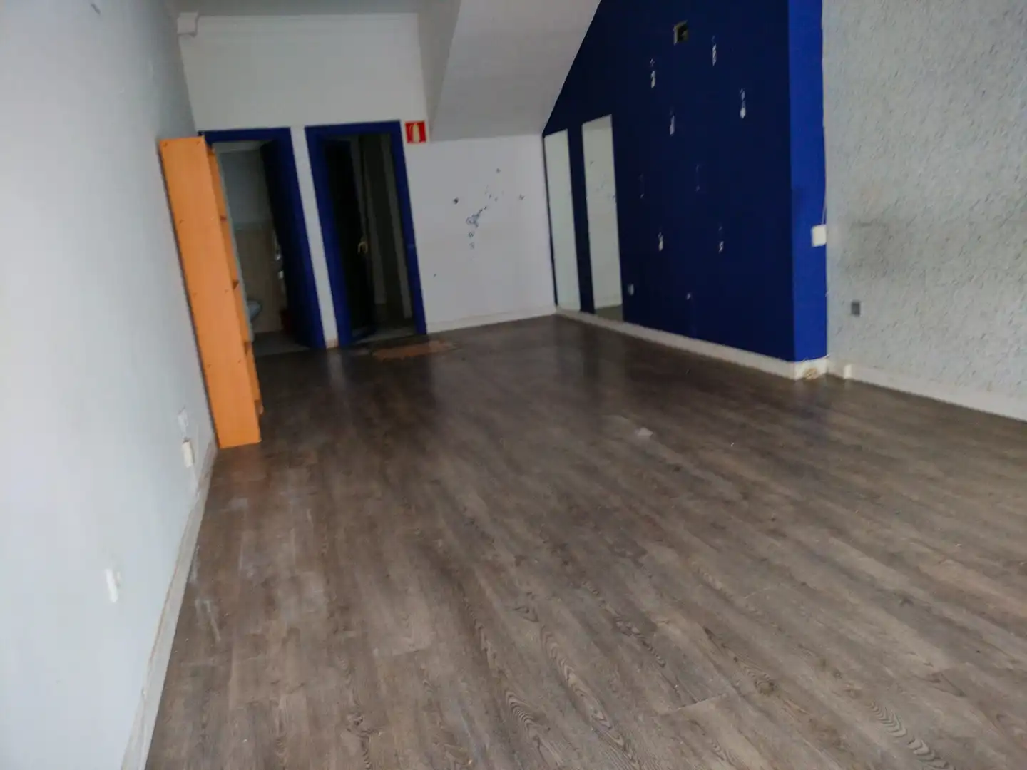 Local comercial en venta en Rontegui - Pormetxeta
