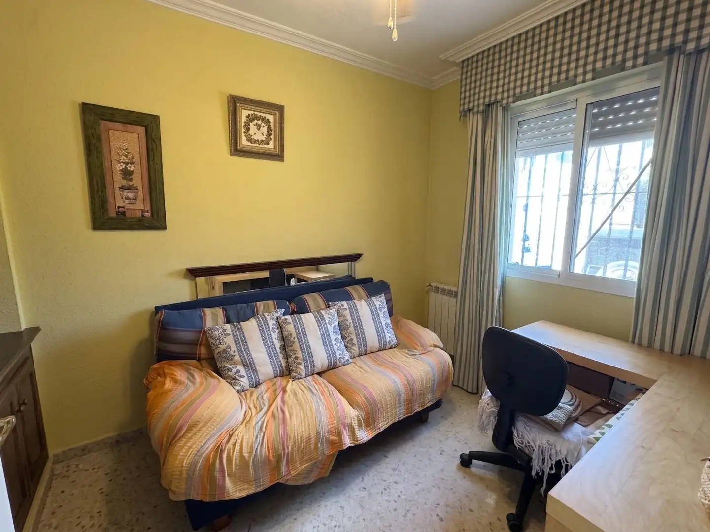Casa adosada en venta en Tomares, Sevilla