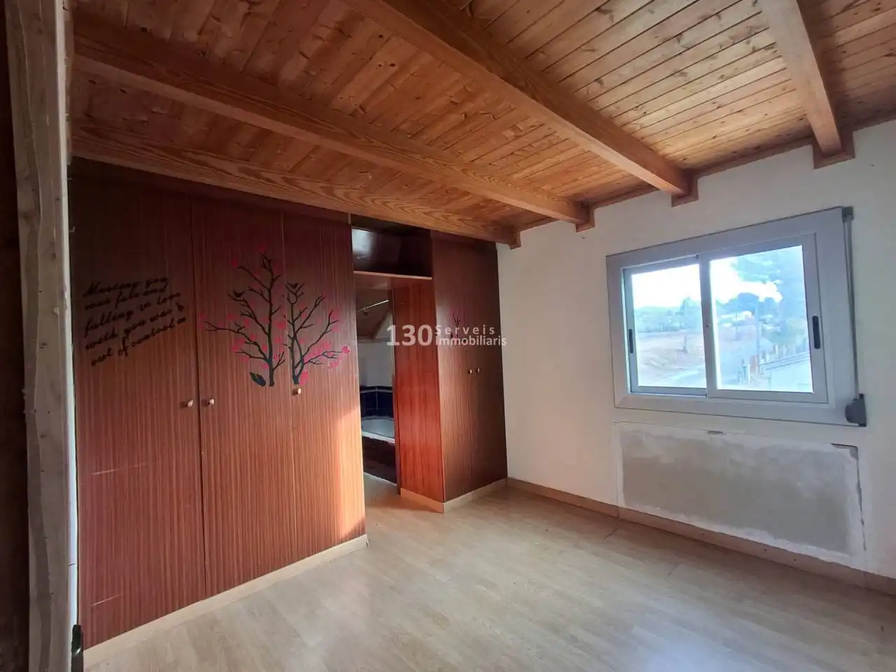 Dormitori de Casa o xalet en venda en Cabra del Camp amb Jardí privat, Parquet i Terrassa