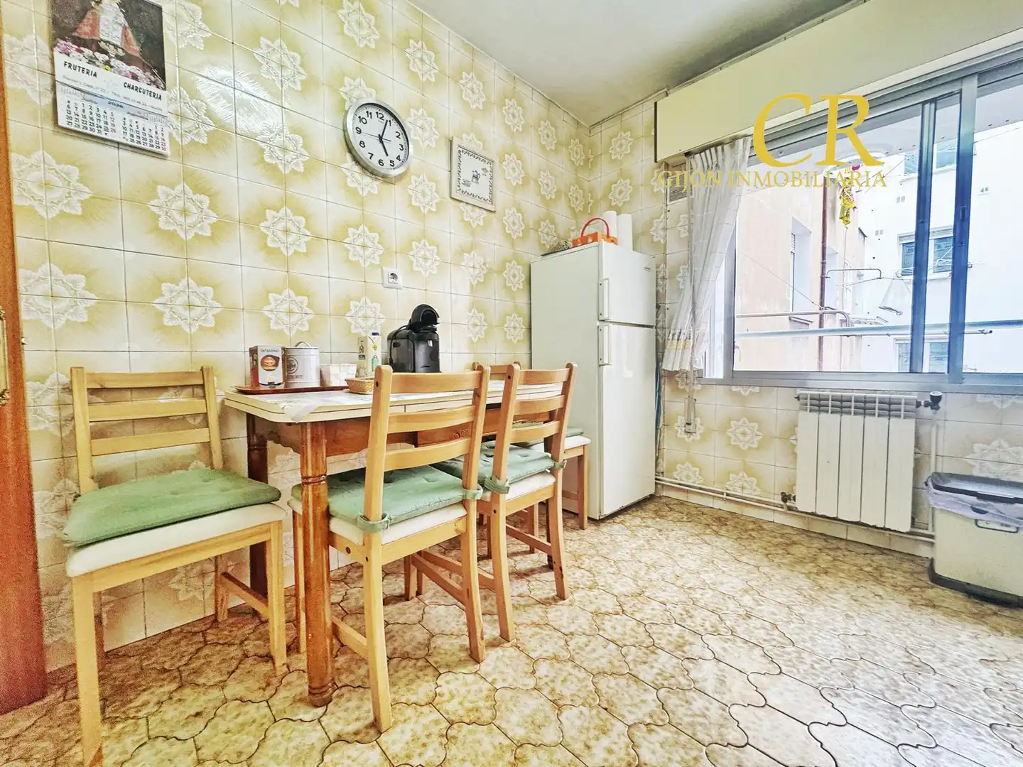 Cocina de Piso en venta en Gijón  con Calefacción, Terraza y Amueblado