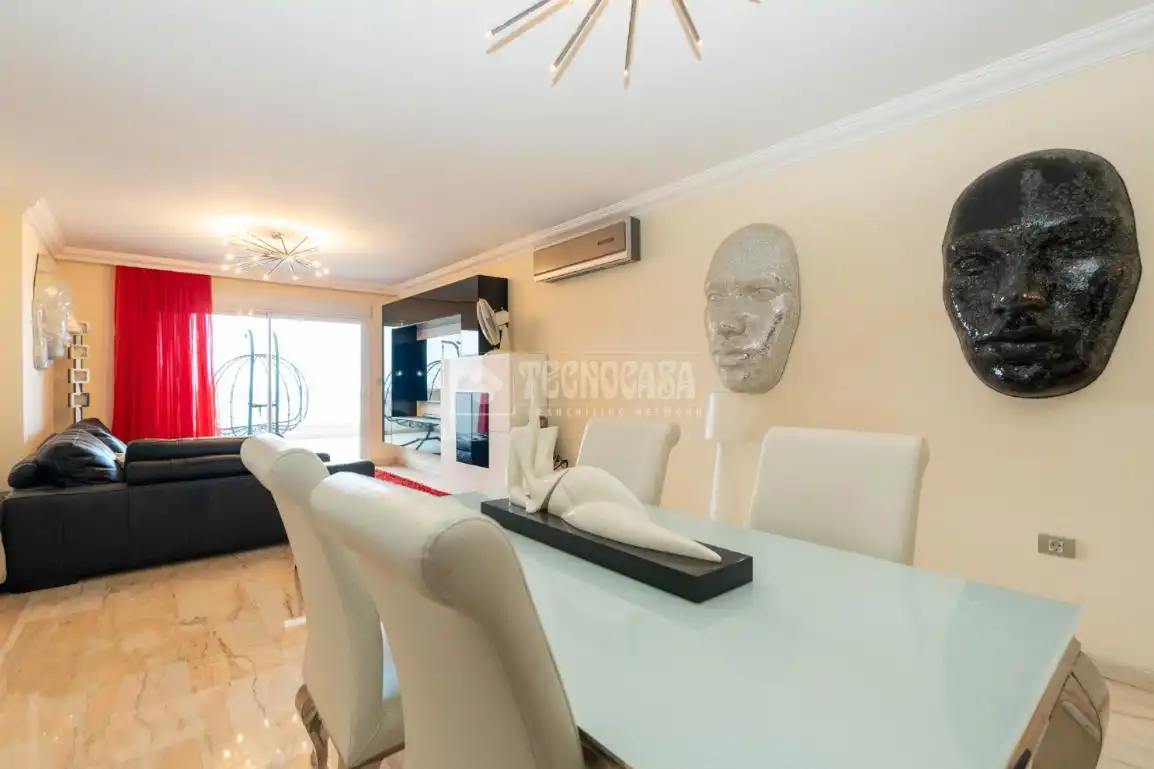 Comedor de Piso en venta en Santiago del Teide con Balcón y Piscina comunitaria