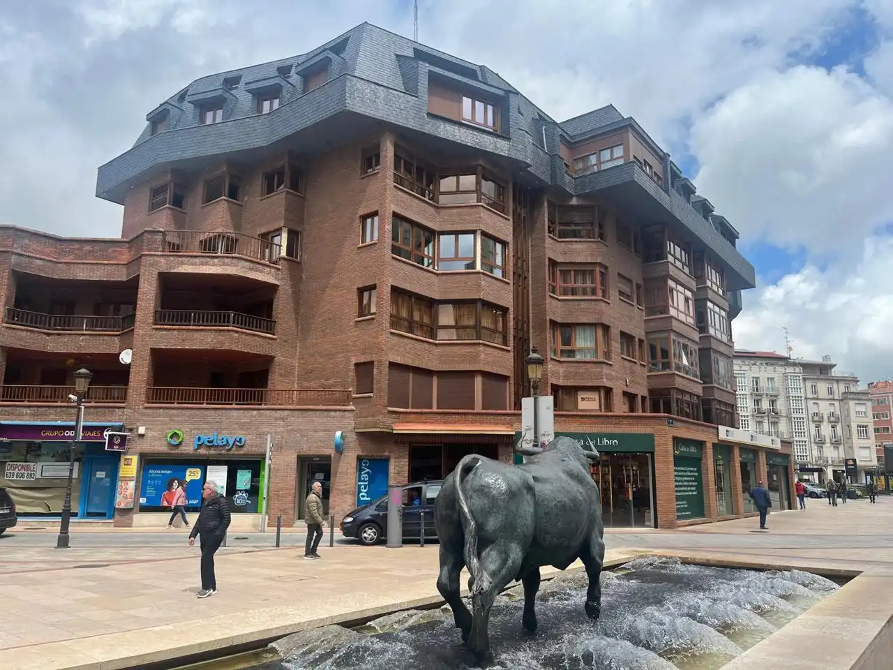 Pis en venda a Del Cid Campeador, Casco Antiguo