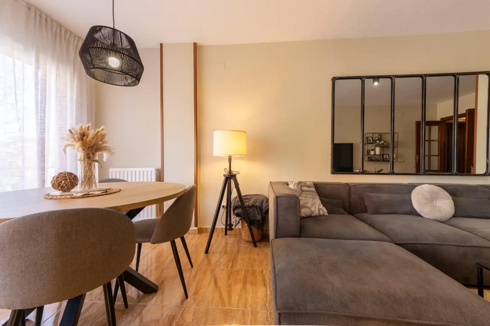 Living room of Flat for sale in Reus  with Heating and Balcony