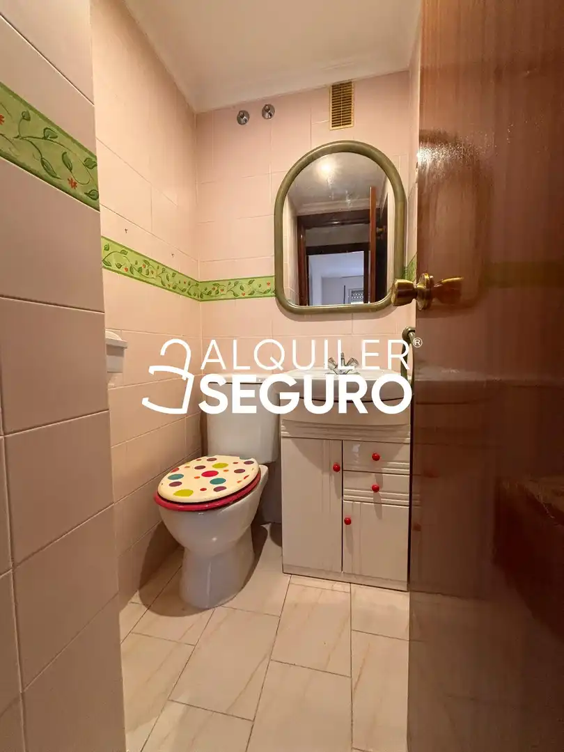 Badezimmer von Wohnung zur Miete in Puente de Vallecas
