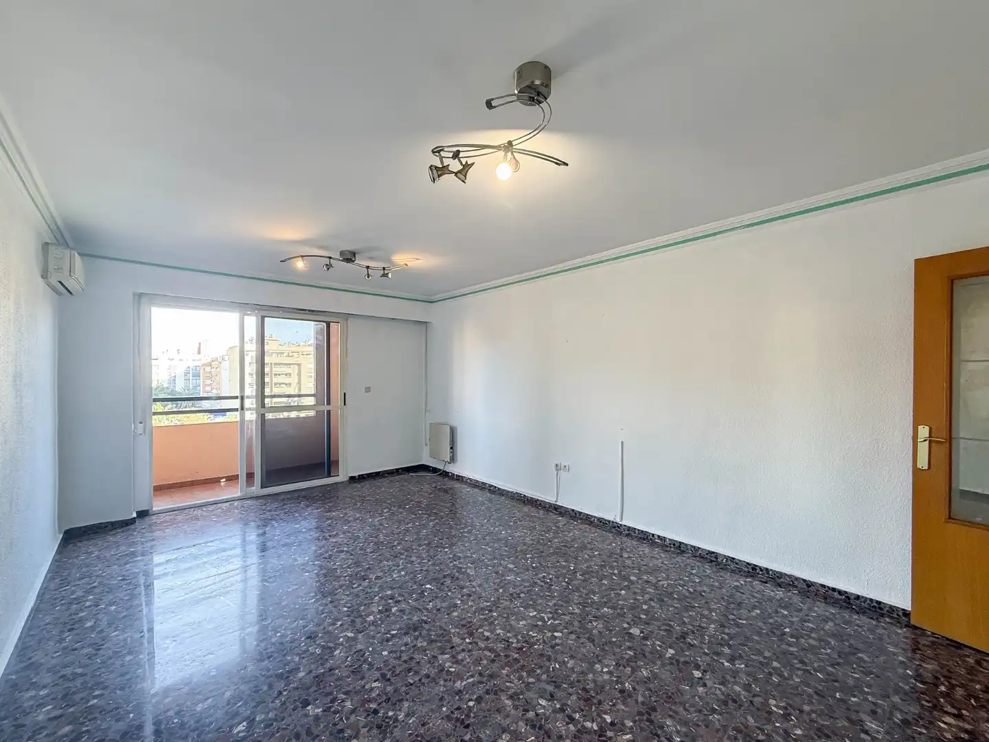 Sala d'estar de Pis en venda en Valencia