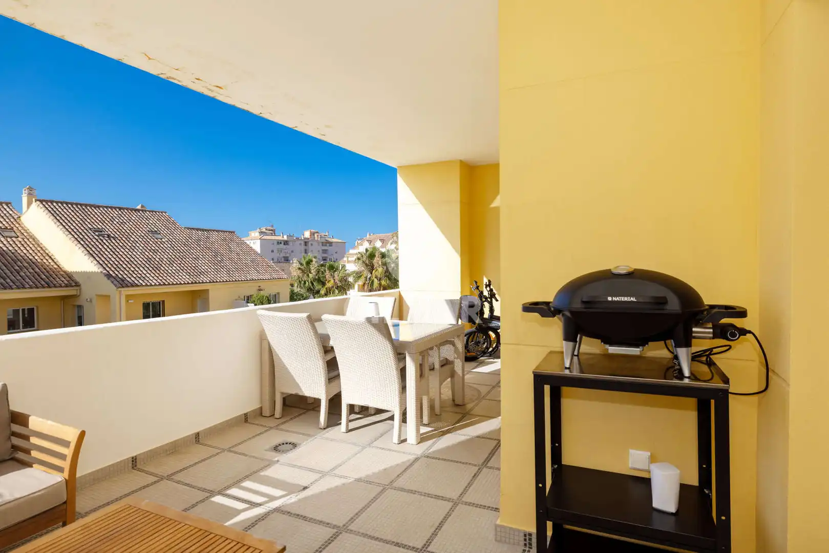 Terrassa de Apartament en venda en Estepona amb Piscina i Balcó