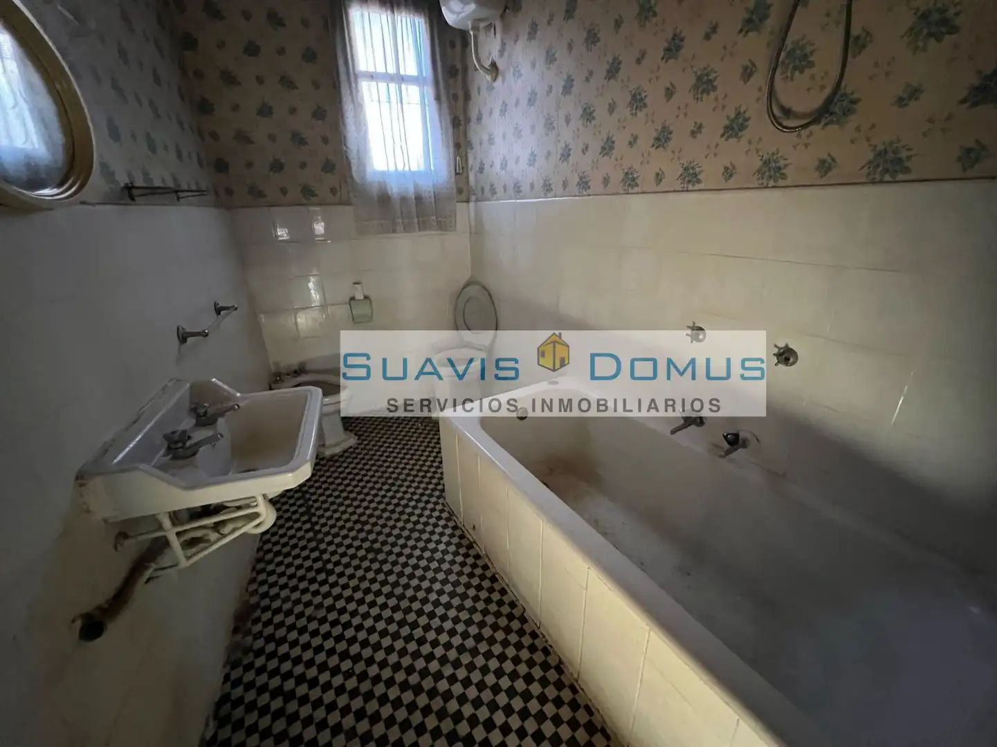 Baño de Edificio en venta en Benavente