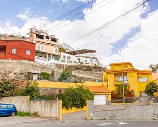Exterior view of House or chalet for sale in Teror  with Private garden, Terrace and Storage room